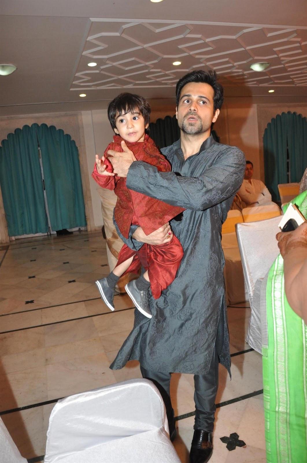 Emraan Hashmi rare & unseen Family Photos