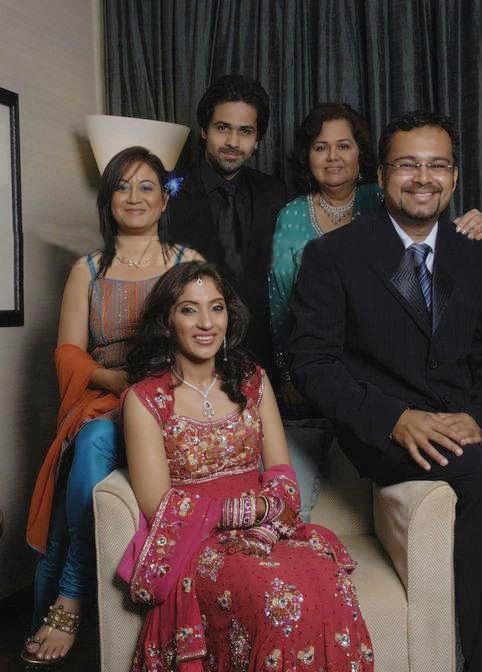 Emraan Hashmi rare & unseen Family Photos