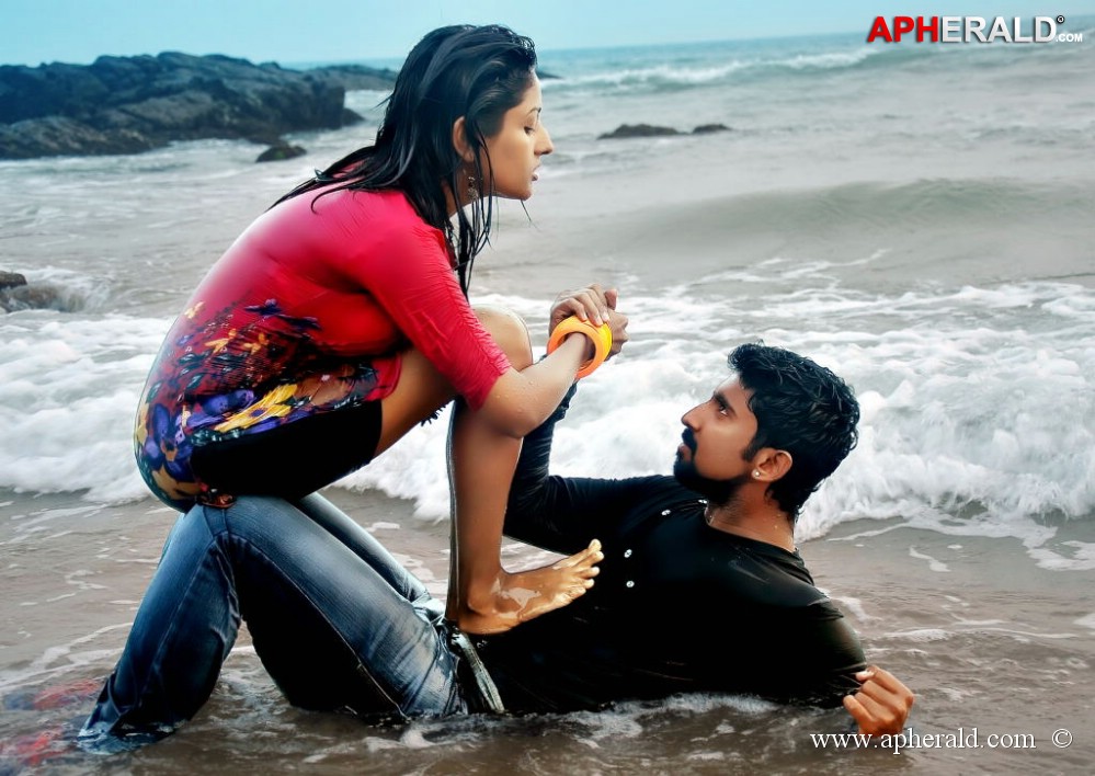 first love movie new Photos