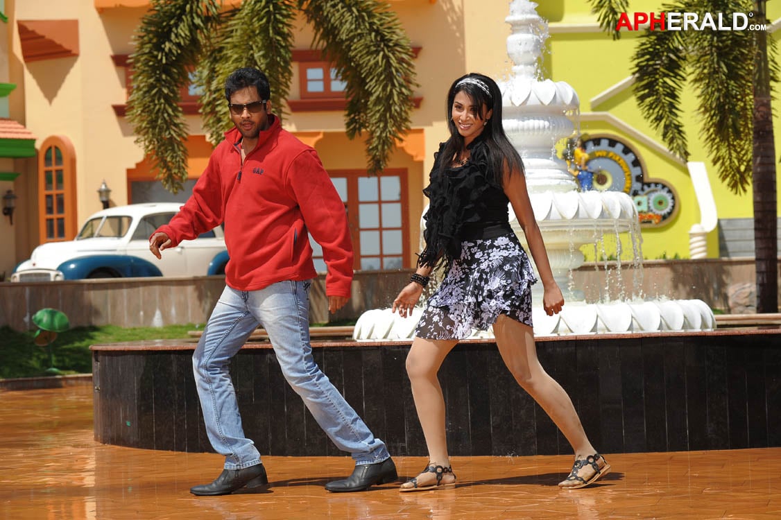 Gola Gola Movie Stills