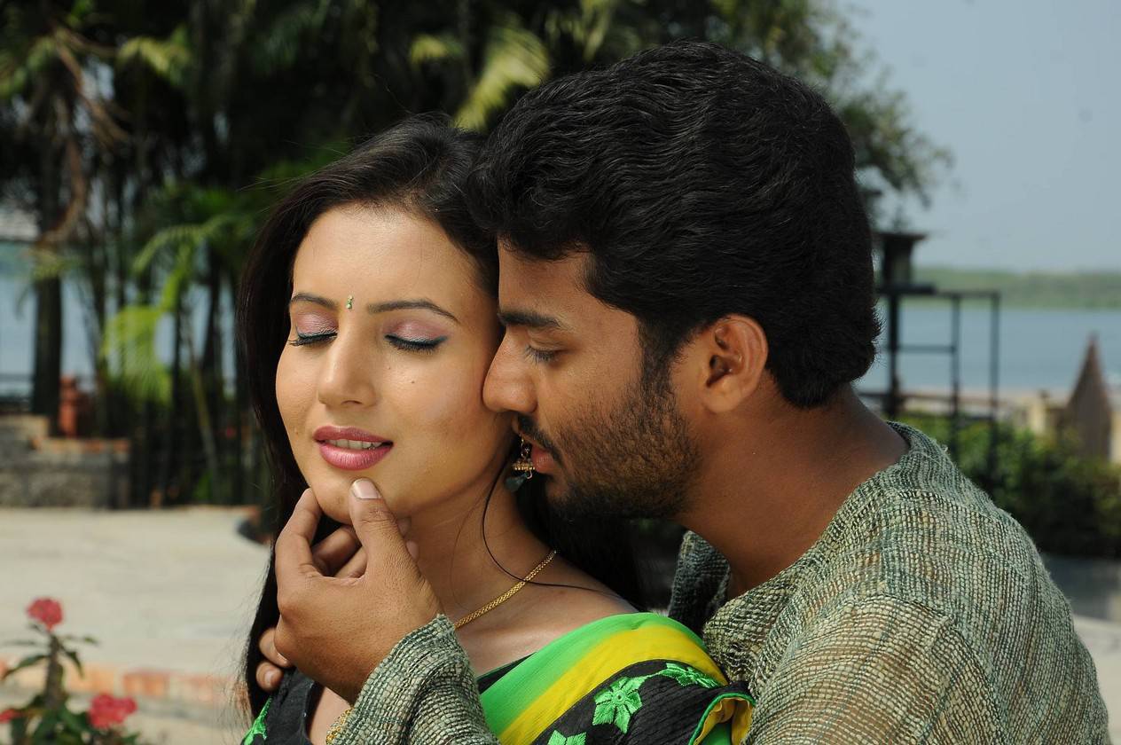 Heroine Movie Stills