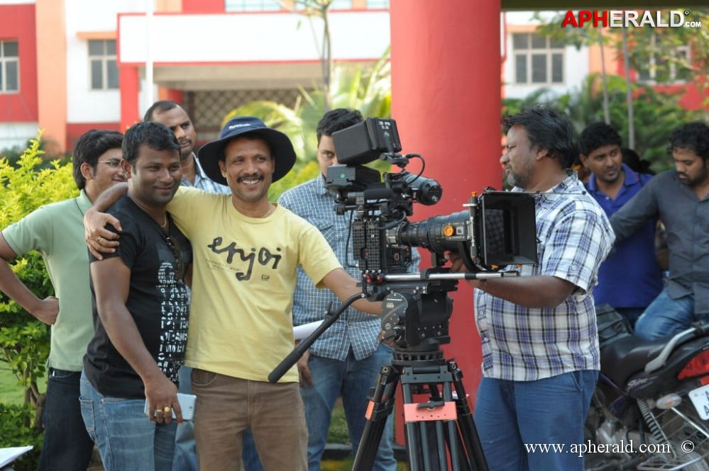 Hum Tum Movie Working Photos