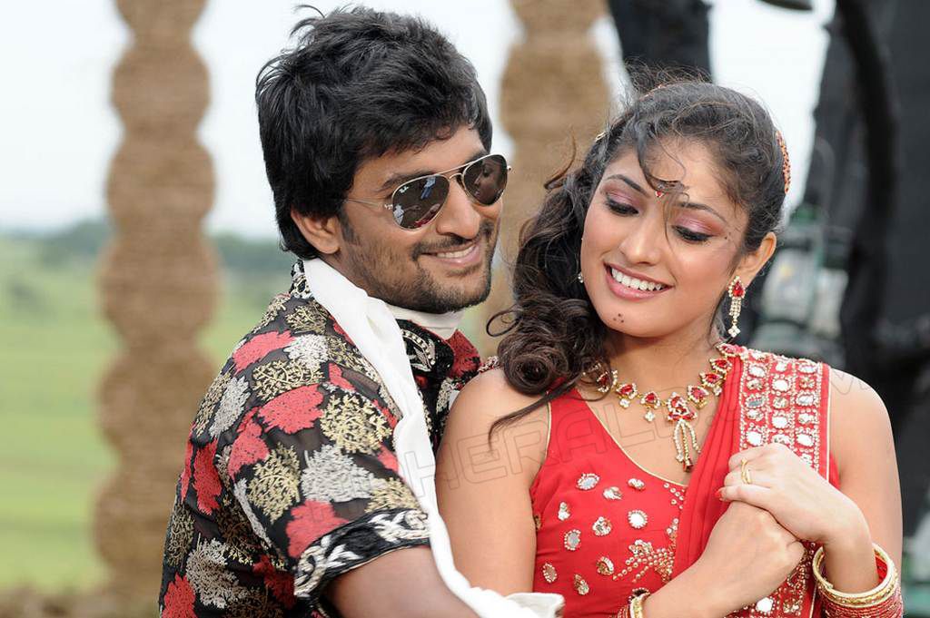 Jameen Tamil Movie Stills