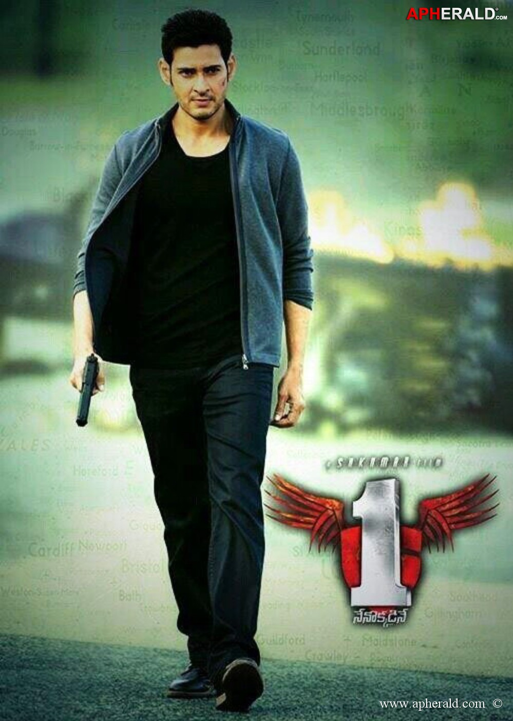 Nenokkadine Movie Latest Photos