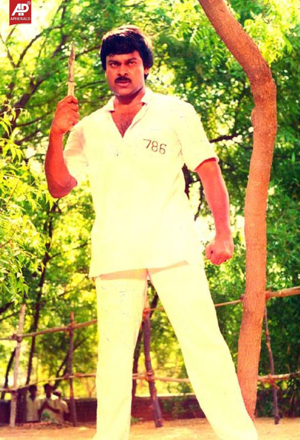 Megastar chiranjeevi rare stills