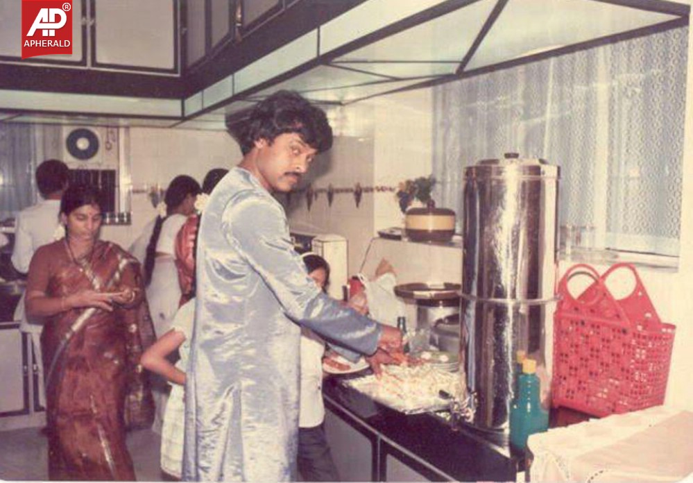 Megastar chiranjeevi rare stills