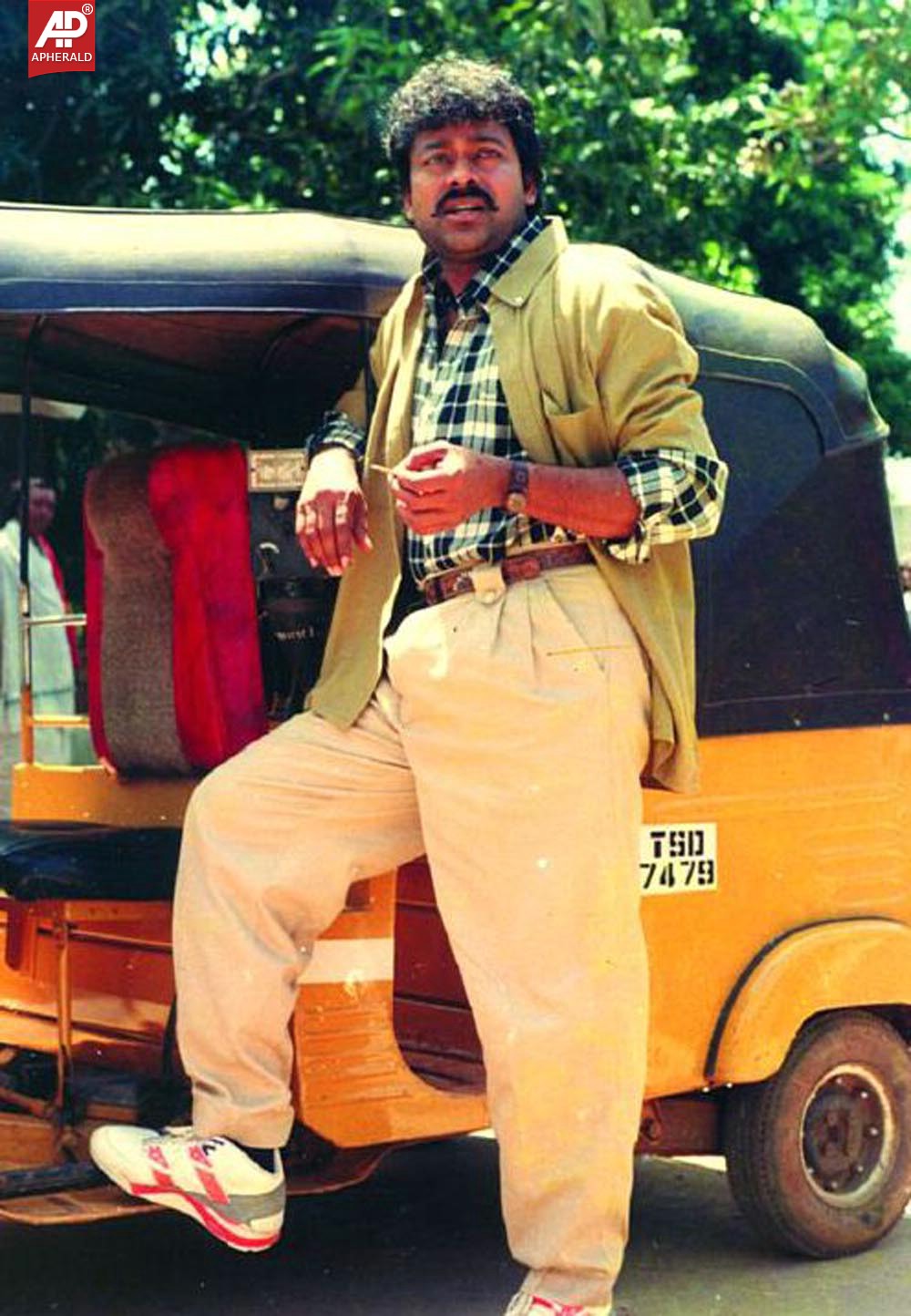 Megastar chiranjeevi rare stills