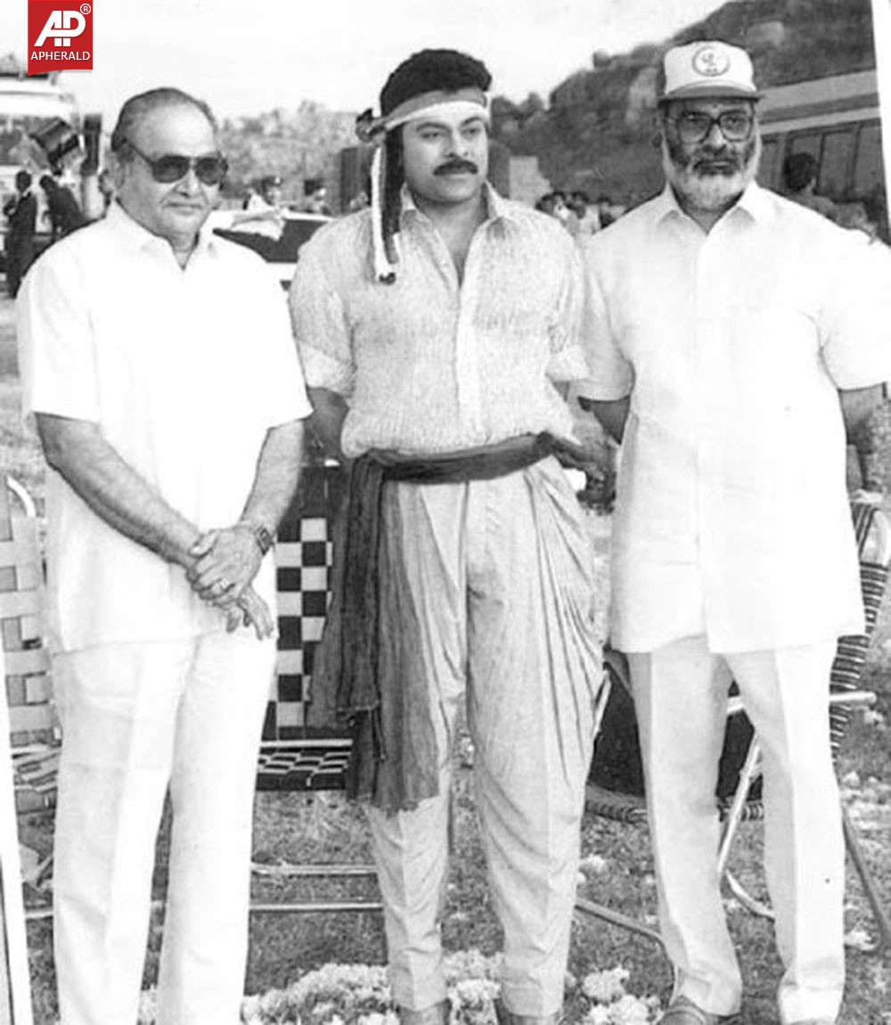 Megastar chiranjeevi rare stills