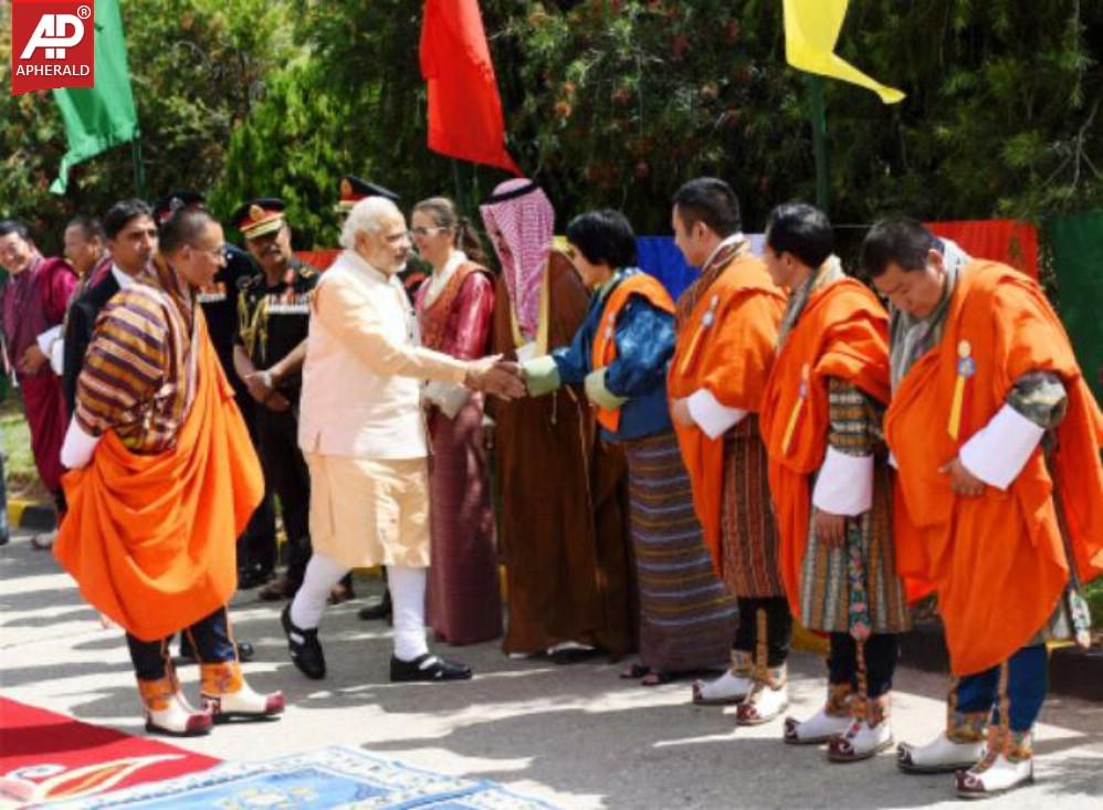 Narendra Modi in Bhutan Photos