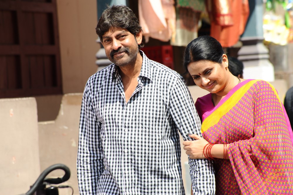 O Manishi Katha Movie Stills