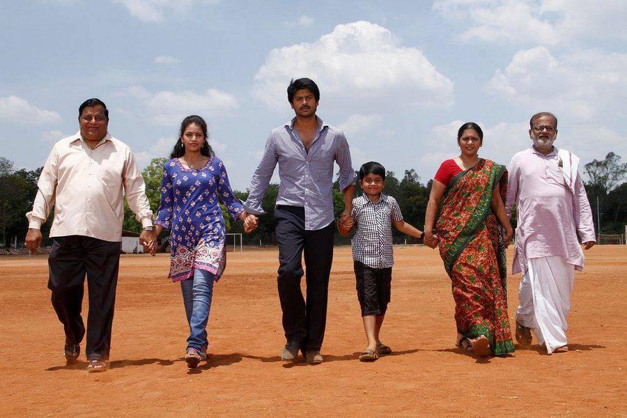 Om Shanthi Om Tamil Movie Latest Wallpapers