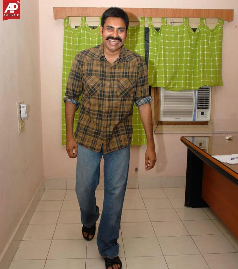 Pawan Kalyan Rare Unseen Pics