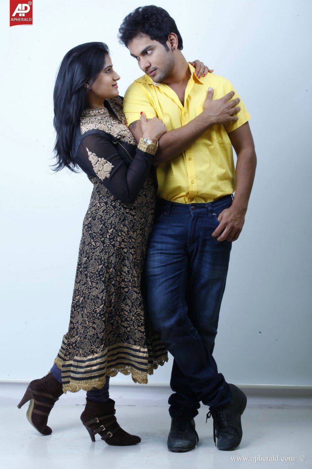 Present Love Movie Photos