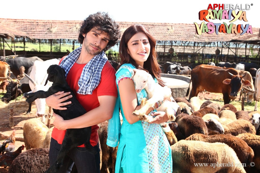 Ramaiya Vastavaiya Movie Posters