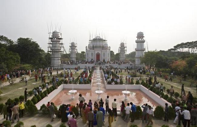 Replicas Of Taj Mahal Around The World