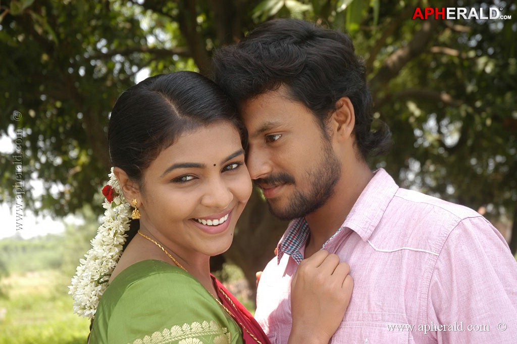 Rettai Vaalu Tamil Movie Stills