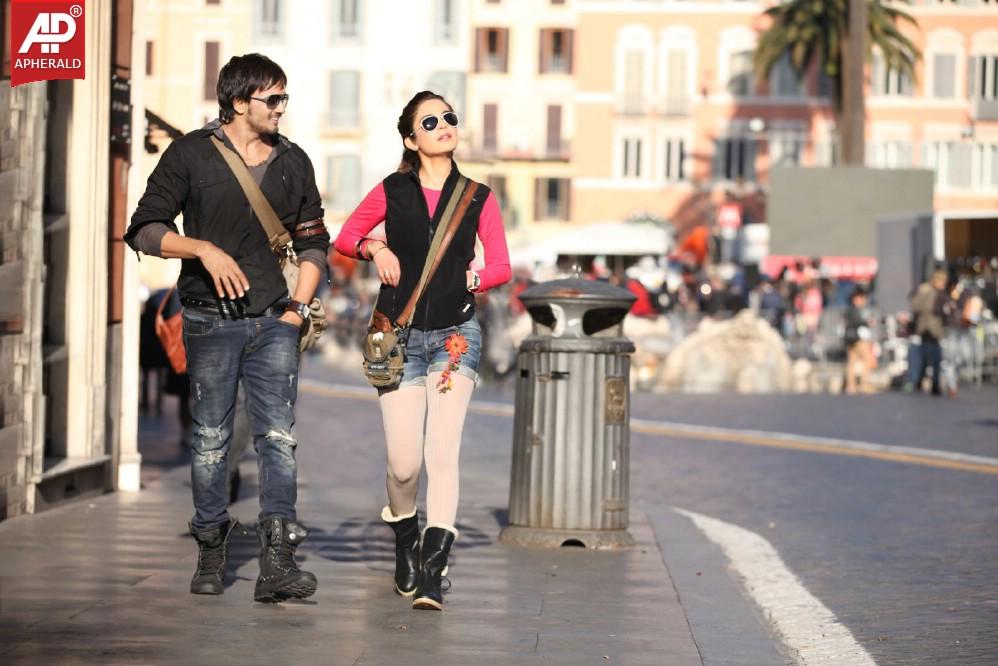 Romeo Movie Stills n Posters