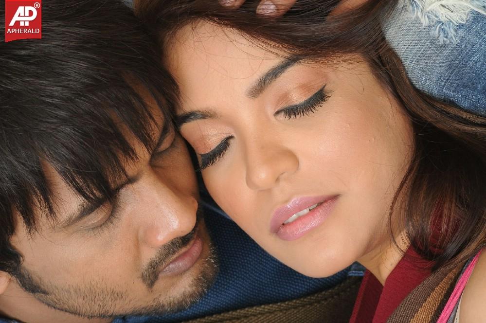 Romeo Movie Stills n Posters