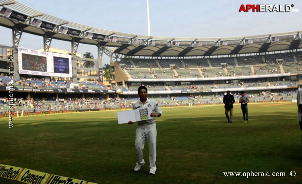 Sachin Tendulkar's last Test Match Pics