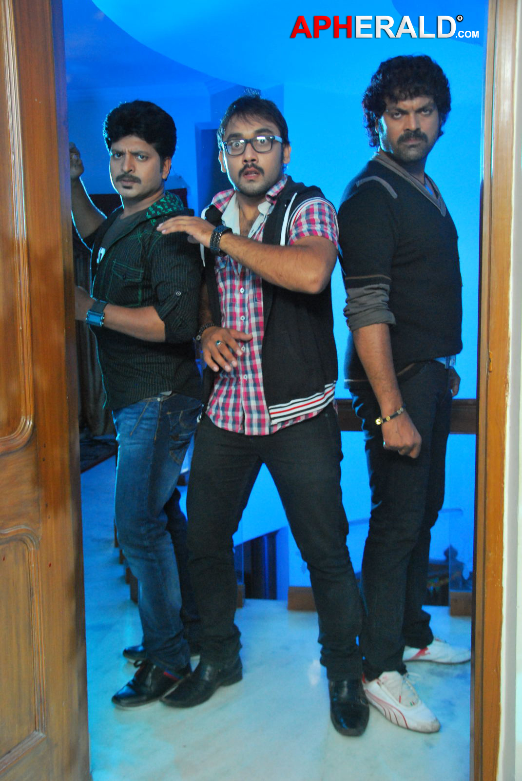 Sandatlo Sademiya Movie Stills