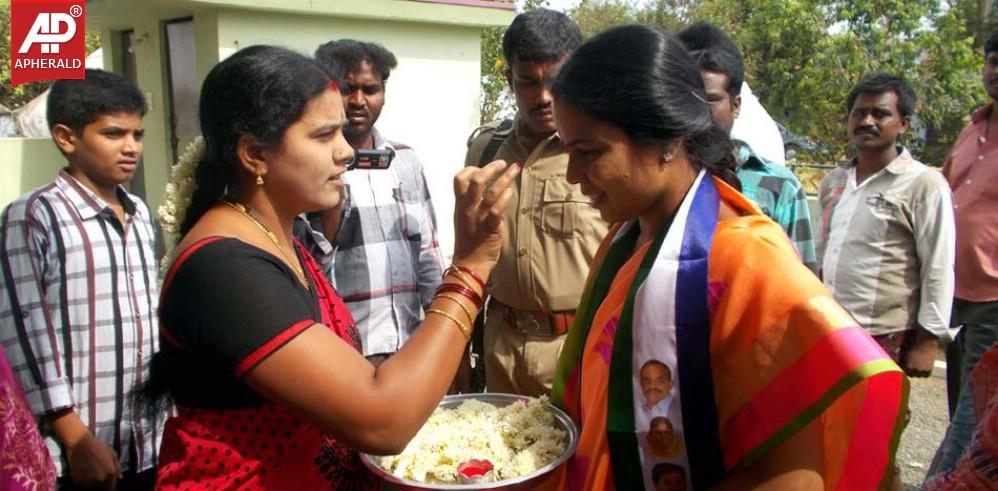 Shobha Nagi Reddy Last Election Campaign Pics