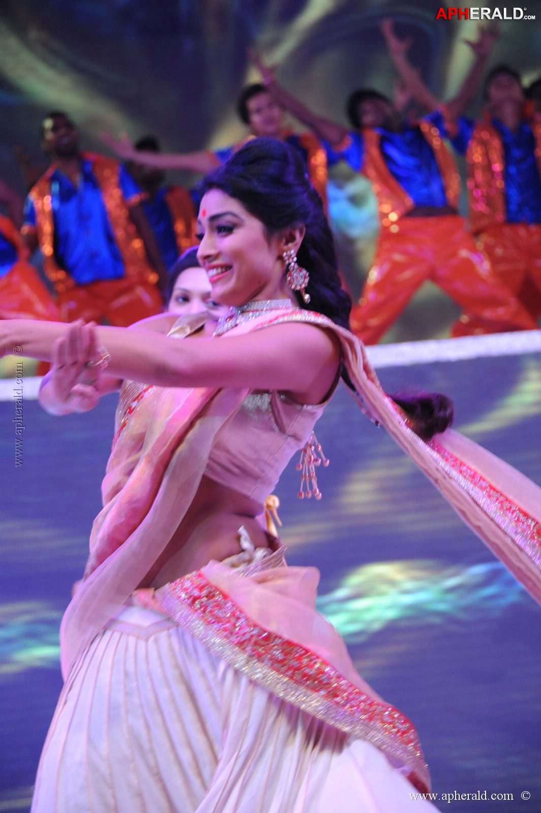 Shriya Dance at Tollywood Channel Launch