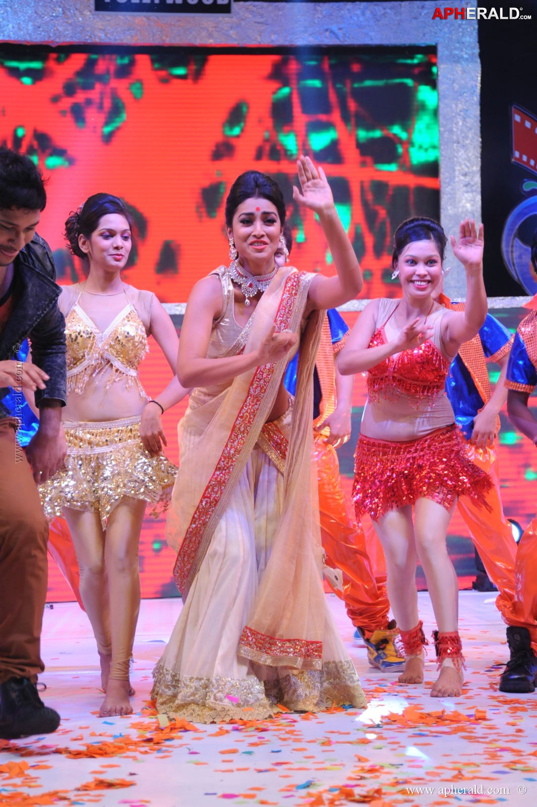 Shriya Dance at Tollywood Channel Launch