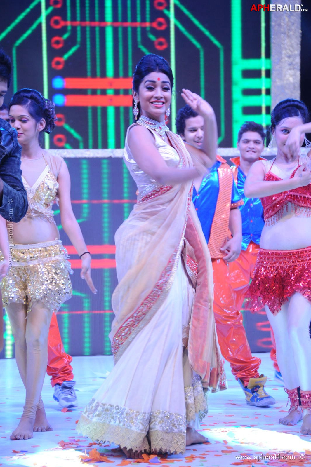 Shriya Dance at Tollywood Channel Launch