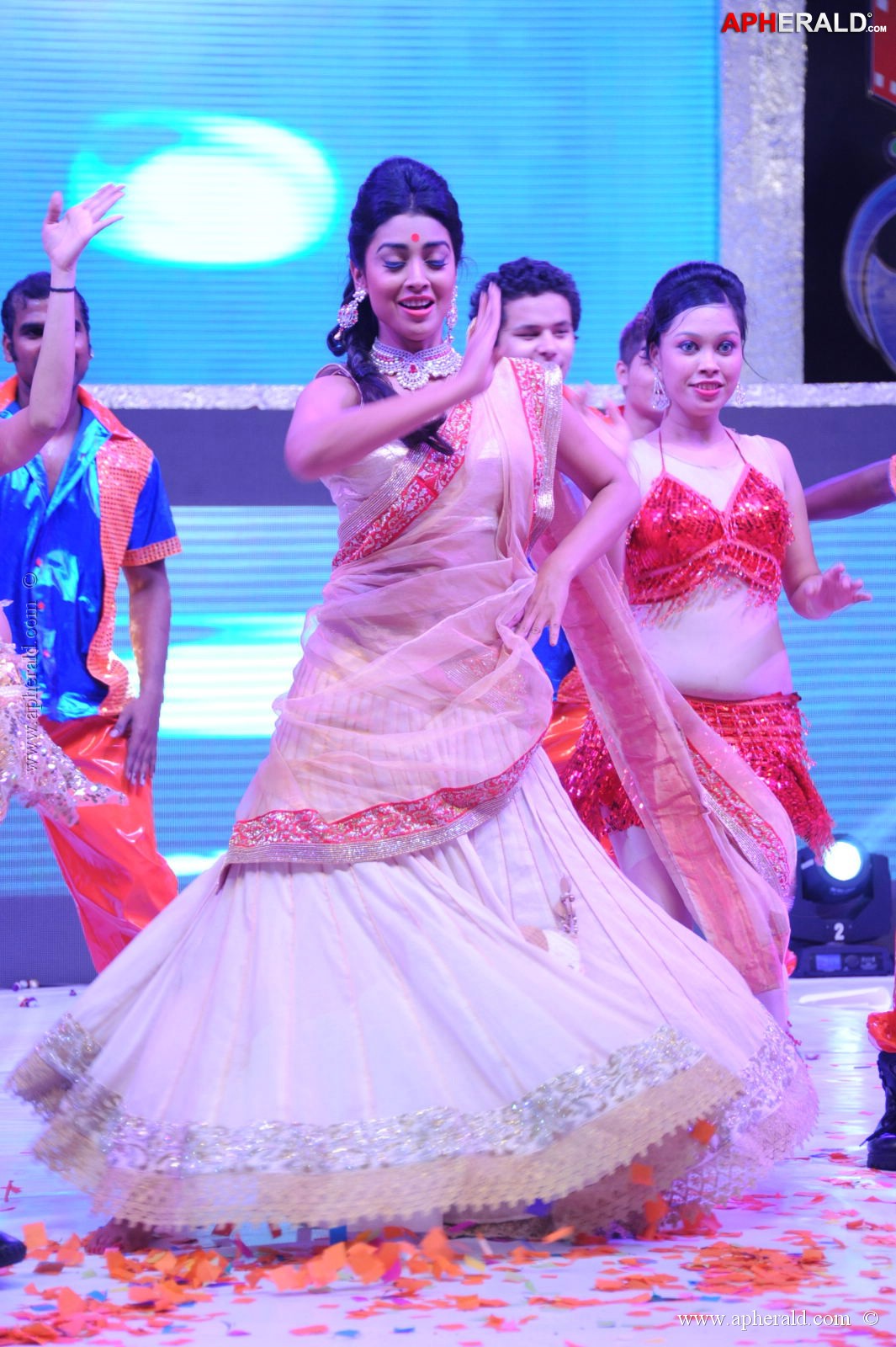 Shriya Dance at Tollywood Channel Launch