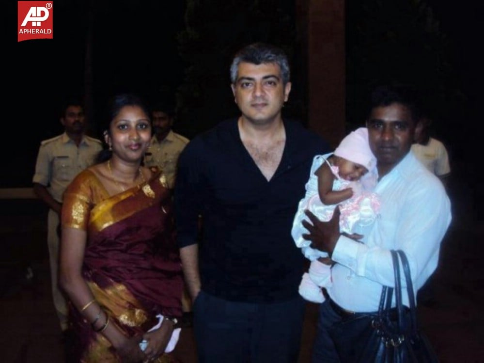 tamil actor ajith family photos