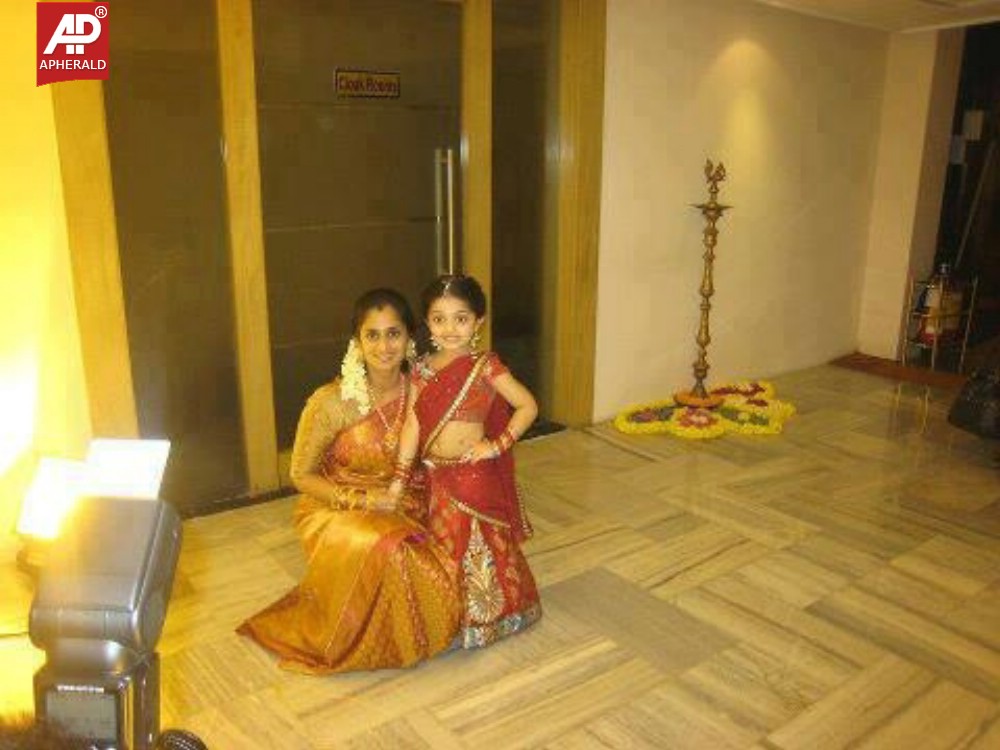 tamil actor ajith family photos