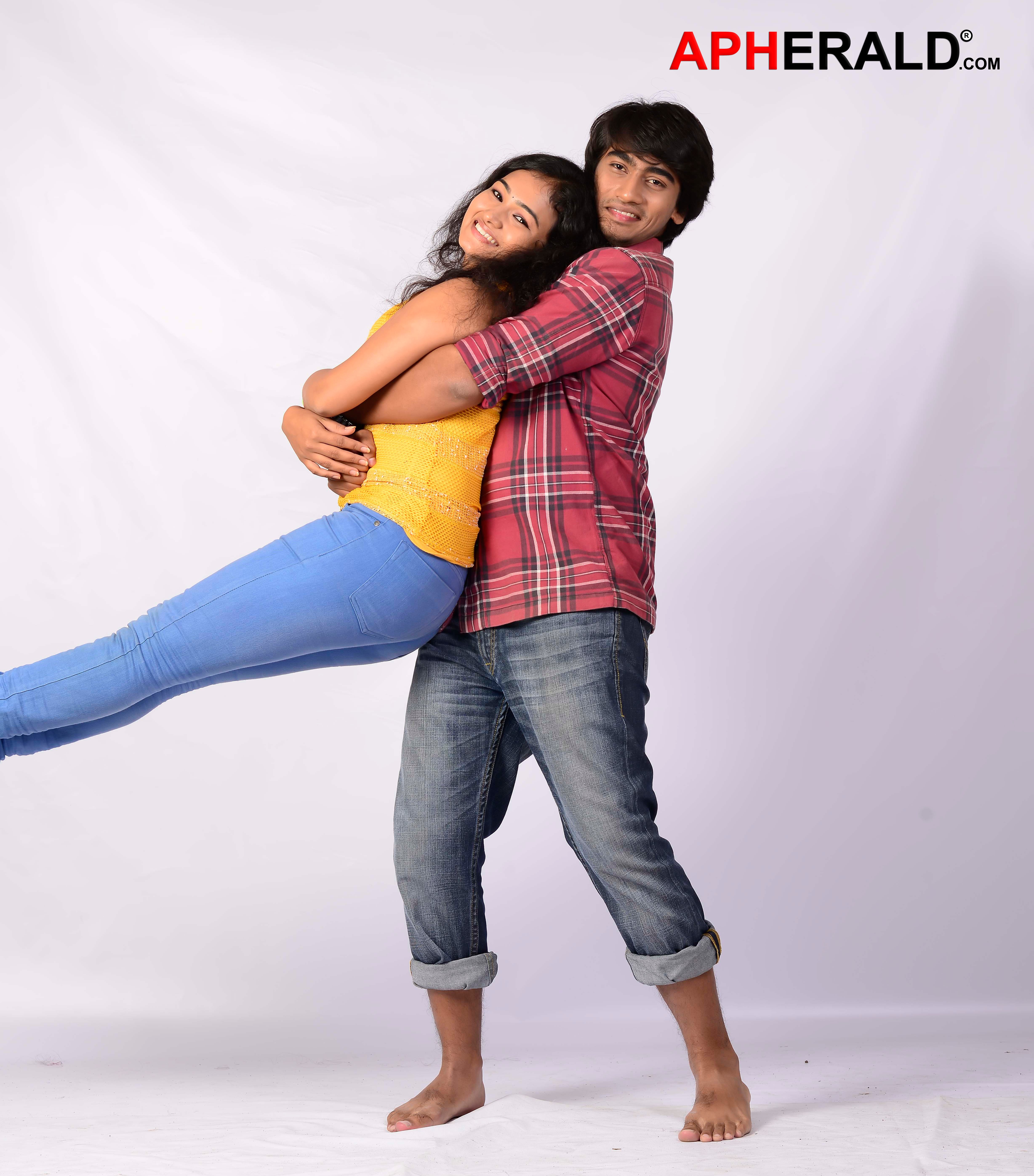 Telisi Teliyaka Movie Stills