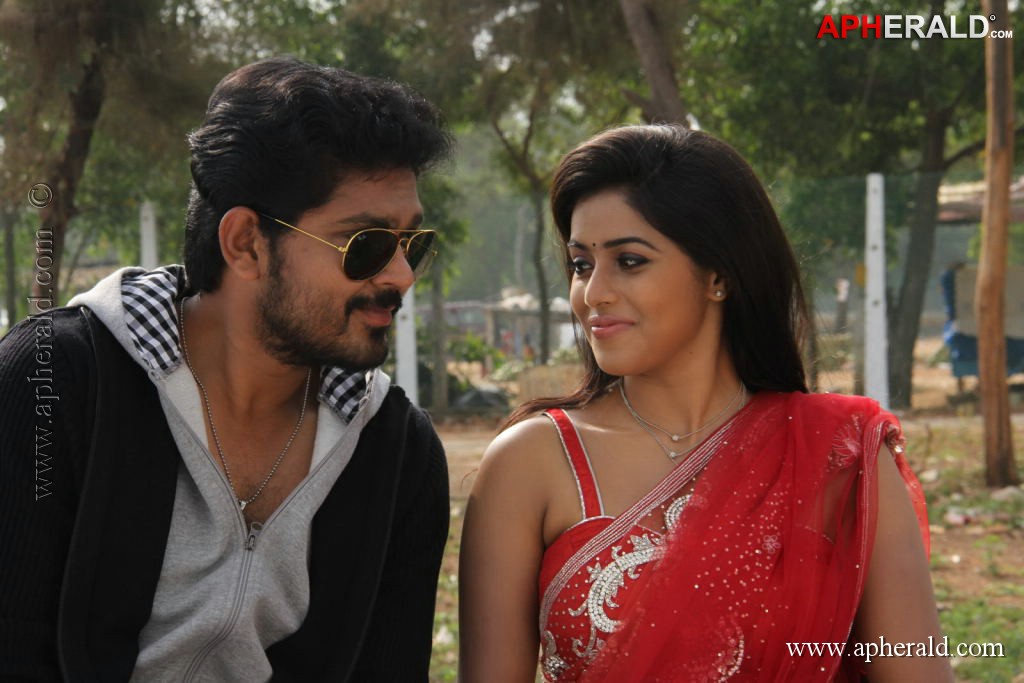 Telugulo Naaku Nachani Padam Prema Stills