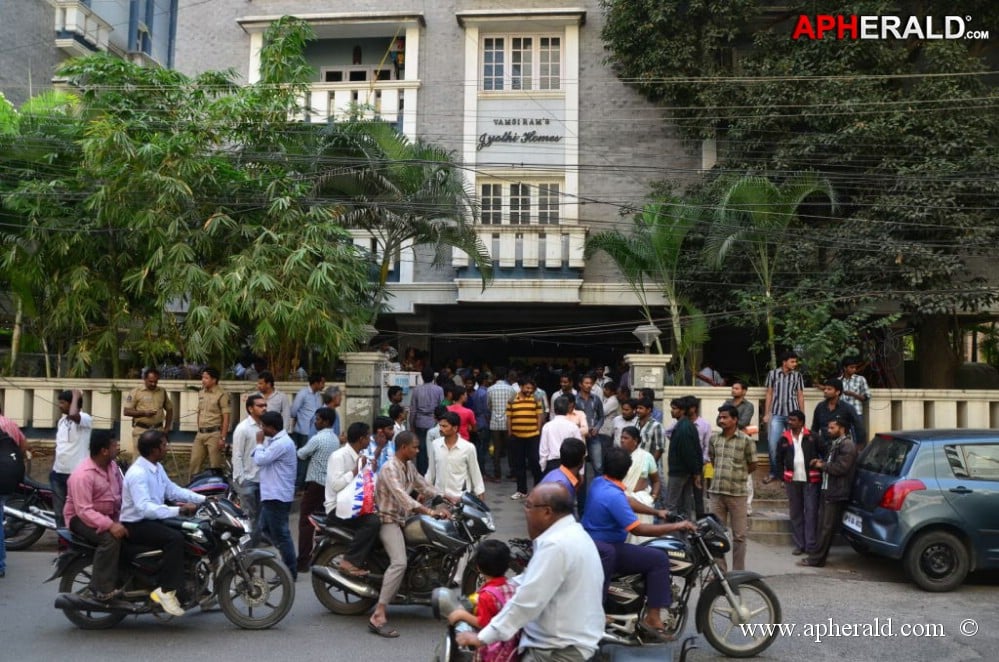 Uday Kiran Dead Body More Photos