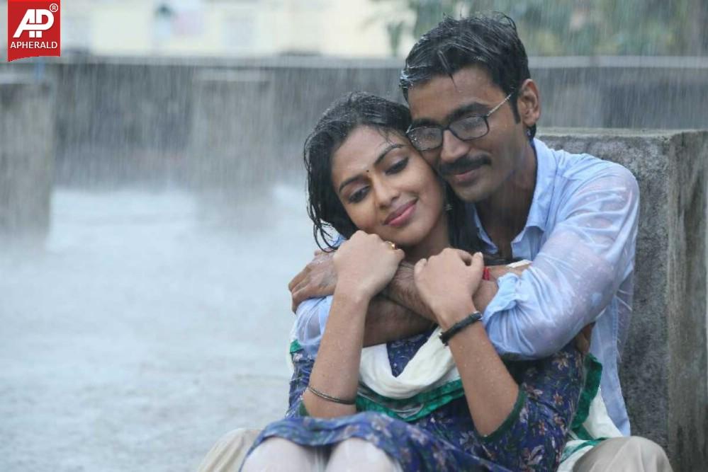 Velai Illa Pattadhari Movie Stills