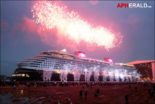 World's Largest Cruise Ships
