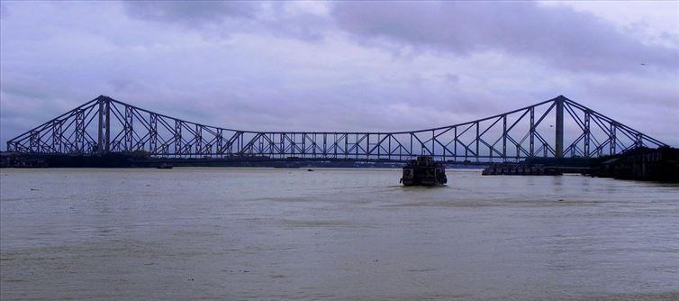 মেরামতির জন্য ২৭ দিনের জন্য হাওড়া ব্রিজের একাংশ বন্ধ থাকবে