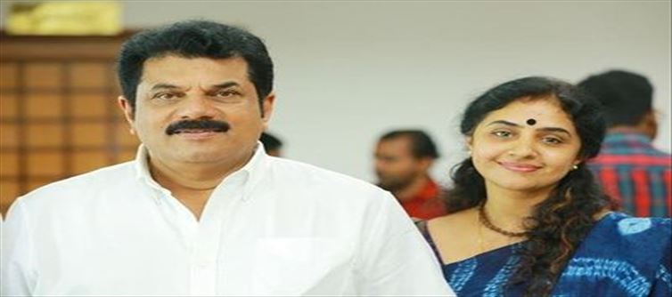 malayalam actor mukesh and family