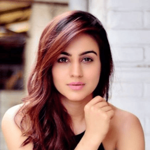 aksha pardasany