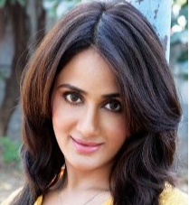 parul yadav pavithra