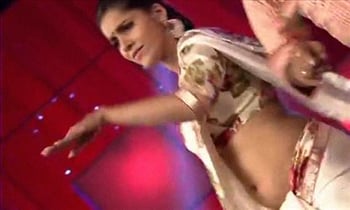 Jabardast Rashmi Sex Videos - Rashmi Gautam prefers SUCH characters
