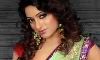 Telugu Tv Anchor Udaya Bhanu Xxx - Udaya Bhanu to sizzle as sex worker