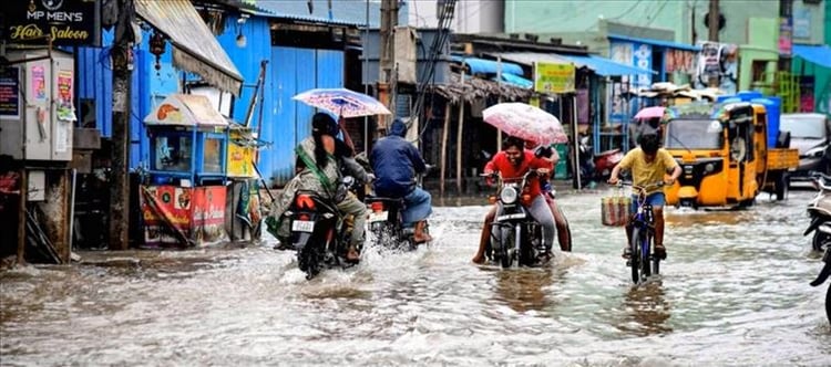 Cyclone Michaung LIVE Updates - Andhra Pradesh On RED ALERT