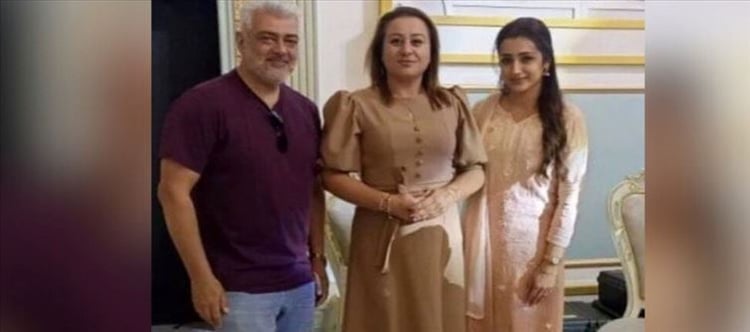 Pic Talk - Trisha And Ajith Photo From Sets Of Vidaamuyarch