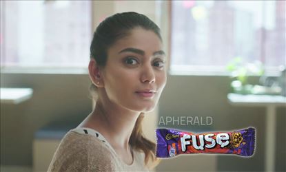 Xxx Wallpaper Ayesha Takia - Cadburys Fuse advertisement Model will turn your MOOD in th