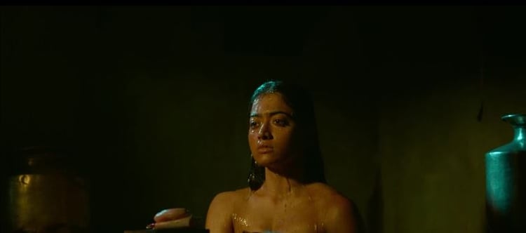 750px x 332px - OMG What is this Rashmika..? Check the Pic