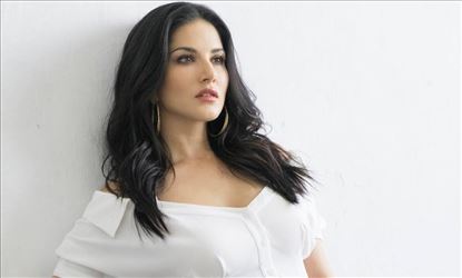 Sunny Leone Kidnaped - PIC TALK: Sensuousness Does Not Mean Exposing