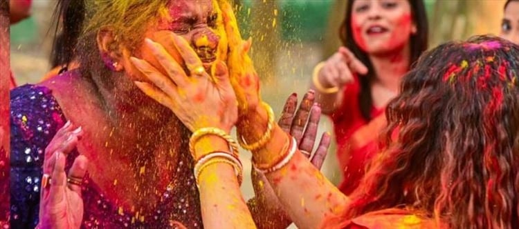 holi party 2025 hot