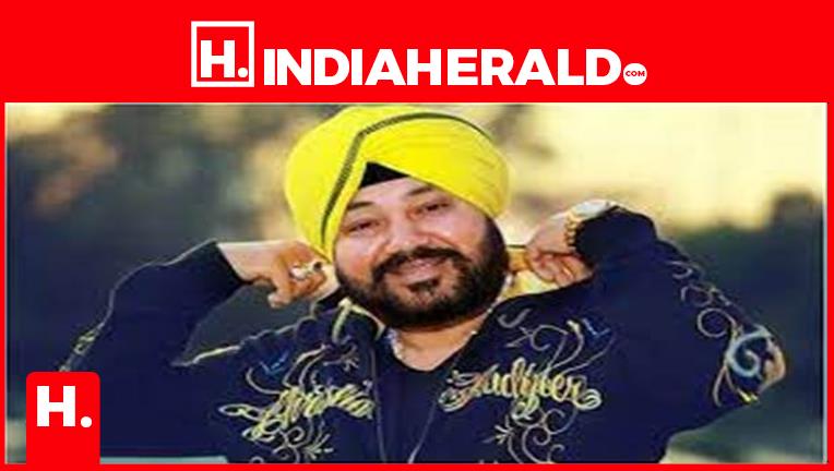 Spicy Anecdote: Mika Singh Reveals Daler Mehndi Is Afraid Of Darkness;  Says, 'Even During The Day,