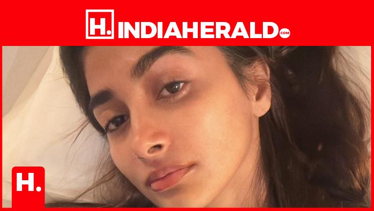 Pooja Hegde Insta Story Photo which was Posted and Deleted